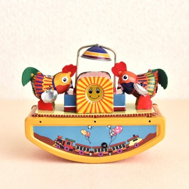 インド レトロなブリキのおもちゃ カラフルバードのシーソー Phnom プノン アジアのカラフル雑貨店