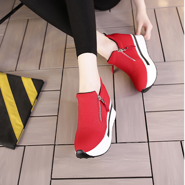 厚底 シューズ スニーカー 上げ底 インソール インヒール 黒 ブラック レッド ファスナー ジッパー ロゴ おしゃれ かわいい カジュアル 無地 韓国 韓国ファッション オルチャン オルチャンファッション 靴 K441 Korean Select 韓国ファッション オルチャンファッション