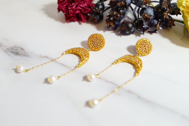 【刺繍イヤリング】MoonG1