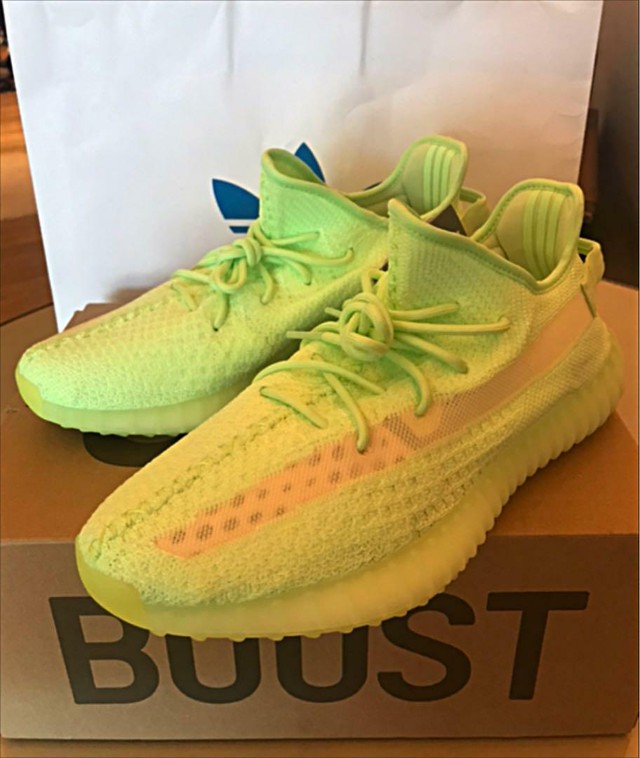 Yeezy 350 V2 Synth on feet YouTube
