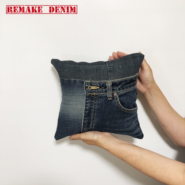 クッションカバー 30cm 正方形 リメイクデニム ジーンズリメイク Denimclub