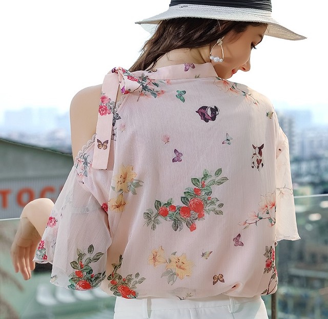 花柄 シャツ 半袖 ピンク 19年夏 可愛い キュート 肩出し フリル シンプル 派手系 Gratias