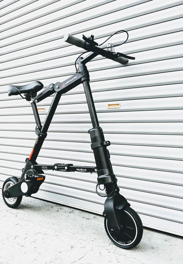 Sinclair Research A Bike Electric 正規販売 超軽量 コンパクト 折りたたみ 電動アシスト自転車 Wheeling Base Shop