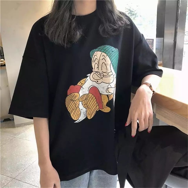 春女性のルーズ半袖カレッジ風の漫画ドワーフクルーネックプリント Tシャツストリートファッション人のファッションシャツ Personality Fashion