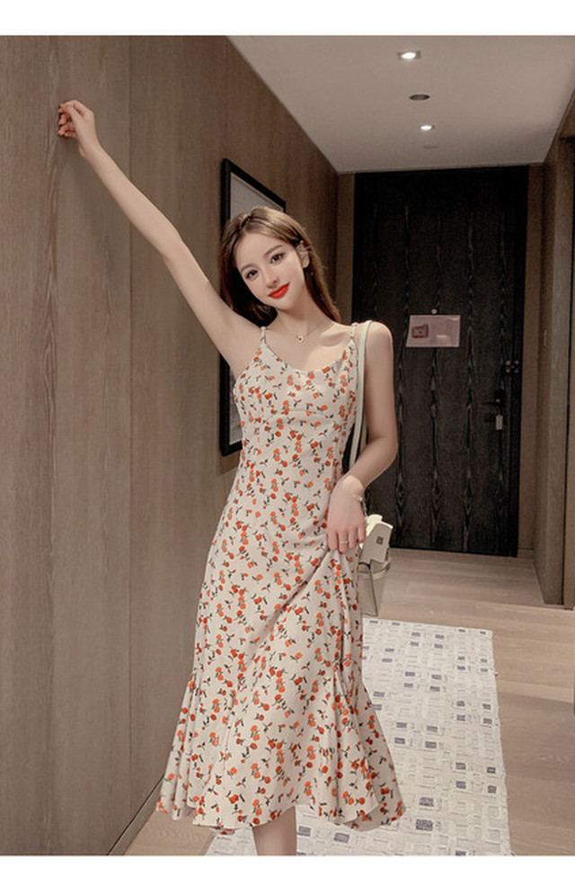 花柄 ワンピース レディース キャミワンピース ノースリーブ ミモレ丈 フレア ａライン おしゃれ 大人可愛い フェミニン 甘め デート 旅行 春 夏 Evergreen