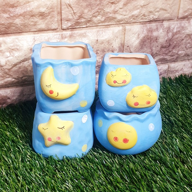 4点セット 多肉ポット 植木鉢 小物入れに 韓国発 おしゃれ可愛い 月 星ポット ﾟ韓国 マニアック雑貨店 ﾟ