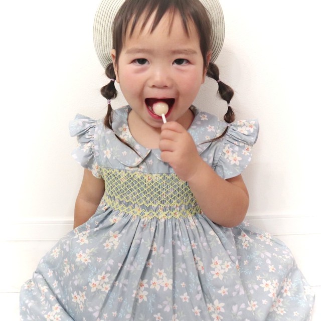 フリル袖 パステルイエロー リリー スモッキングワンピース Heart Spring スモッキングワンピースと可愛い子供服