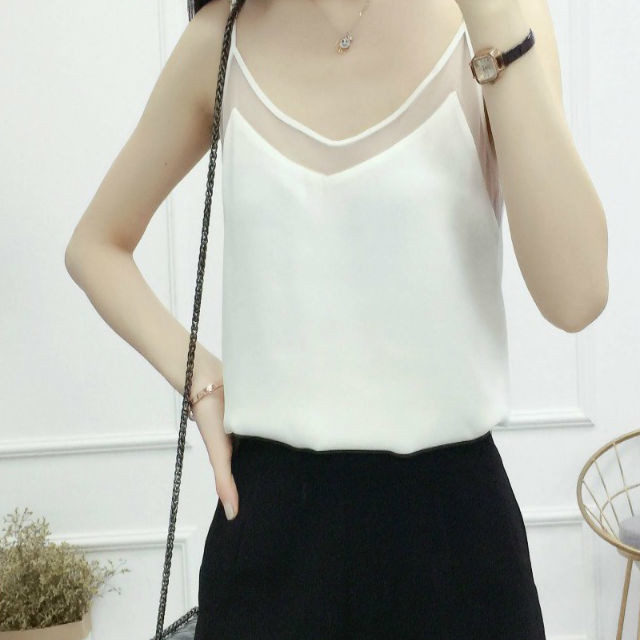 Vネック キャミソール 胸元透け感 シースルー 白 黒 レディース Aeka Clothet