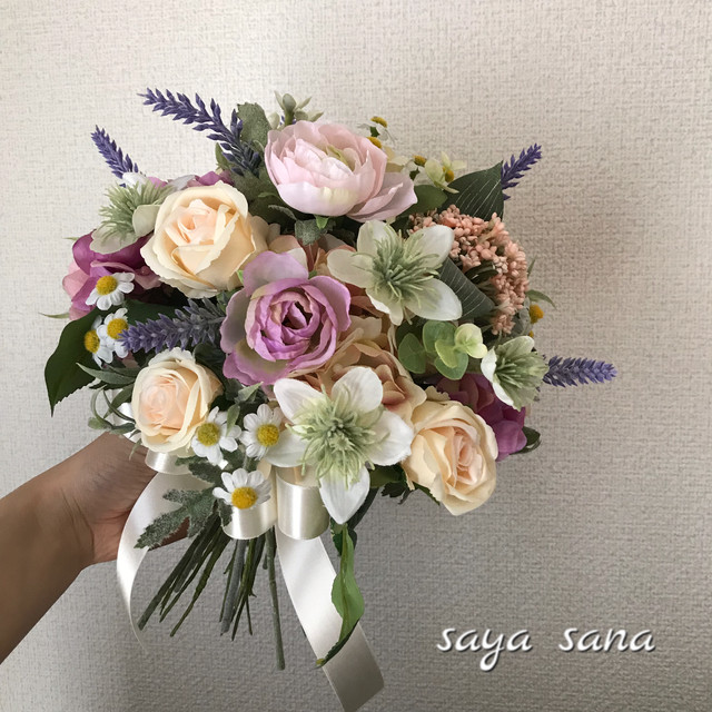 花束風クラッチブーケ ナチュラルステムブーケ Bouquet Shop Saya Sana