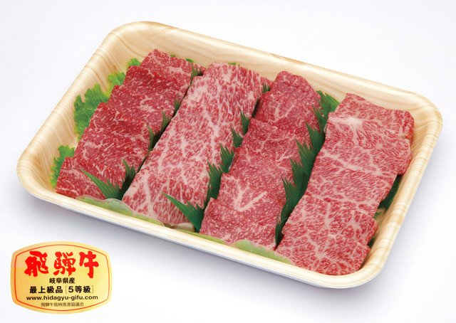 7.飛騨牛カットステーキ(モモ・ロース)600g