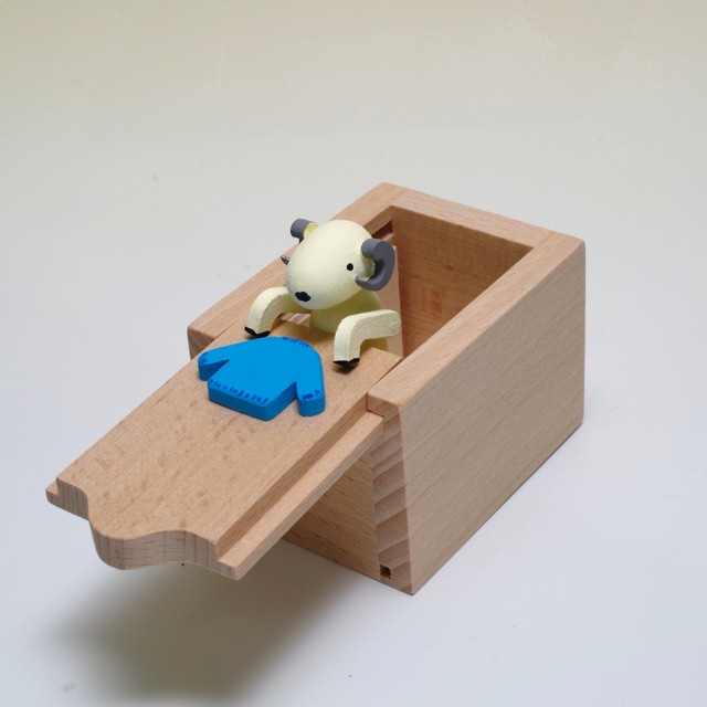 十二支のからくりボックス ヒツジ おもちゃ箱 イカロス 公式ネットショップ