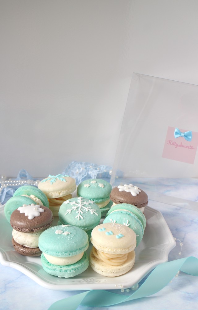 水色snow 9個入りbox マカロン トゥンカロン 公式オンラインショップ Kitty Sweets きゅん とするお菓子