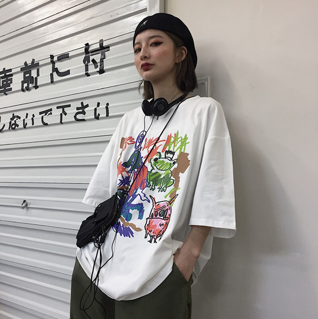 送料無料 Korea レトロルーズプリントtシャツ メンズレディース シャツ 韓国 韓流 オルチャン K Pop アイドル アクセサリー ペンダント ネックレス ブレスレット リング ピアス バッグ 春夏秋冬 韓国ドラマ 韓国服 Kpop帽子 Kpop雑誌 Bts Niziu Twice Blackpink