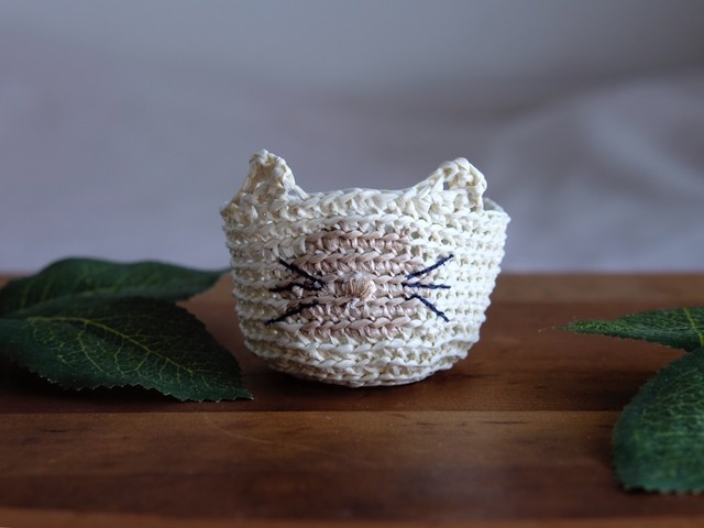 シャム ネコモノイレ かぎ針編み猫型小物入れ Eric Handmade