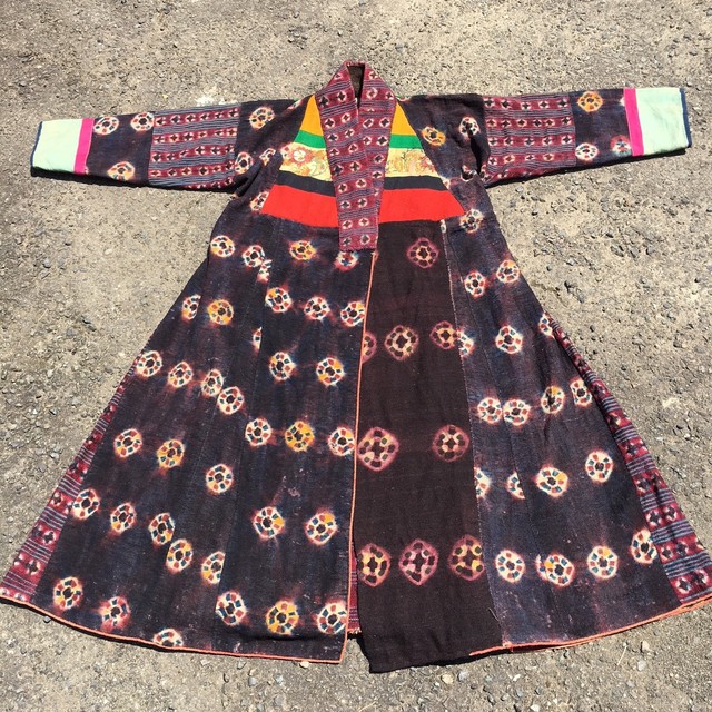 チベット 絞り染め ティクマ文様 祭事衣装 旅する骨董屋 喜八 Kihachi Antique