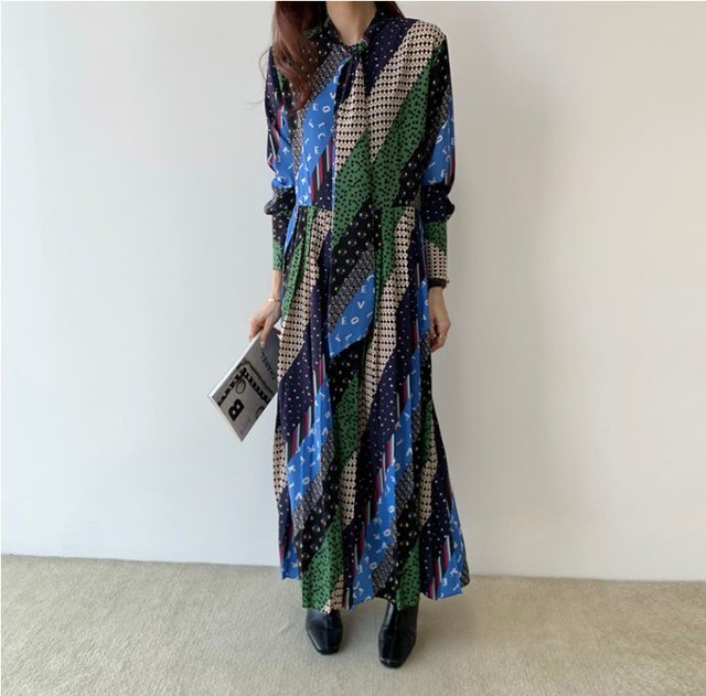 ワンピース ロングワンピース ロング丈 マキシ丈 長袖 ボウタイ 派手 ドット 英字 エレガント 大人 きれいめ パーティー お呼ばれ Preirie East プレイリー イースト