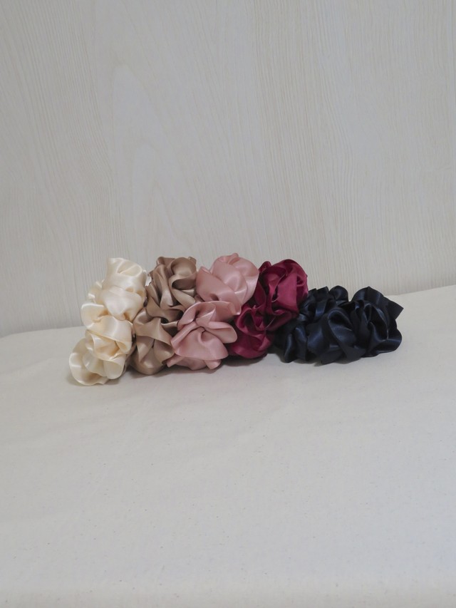 髪が多い人に使って欲しい サテンリボンのバナナクリップ ひらひら 大 Handmade Mikka