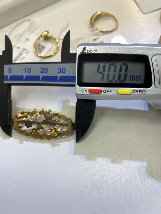 イギリス1900年前後 アンティークブローチ花とツバメ 9金 デイジーリング アンティークジュエリー Daisyring