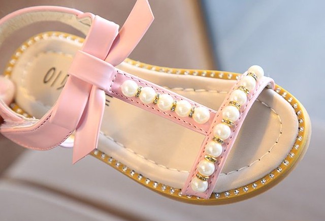 キッズ サンダル 女の子 履きやすい 可愛い 子供靴 プリンセスシューズ シューズ 子ども靴 滑り止め プレゼント ギフト おしゃれ 歩きやすい 安い フラット 軽い 痛くない かわいい ワンピの里