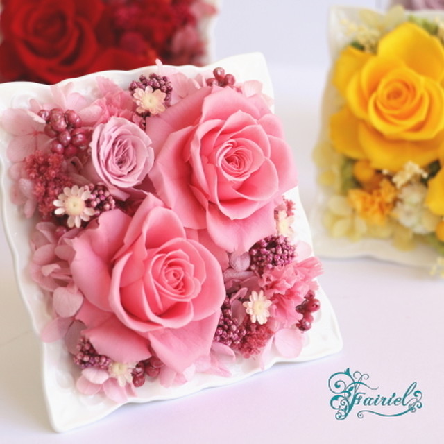 無料ラッピング 無料メッセージカード 上質 プリザーブド フラワー アレンジメント 専門店 フレーム ピンクの薔薇 バラ 桃 レッド かわいい おしゃれ 絵画 アート ギフト ジュエル Jewel ローズクォーツ プリザーブド フラワー アレンジ フェアリール プリザーブド