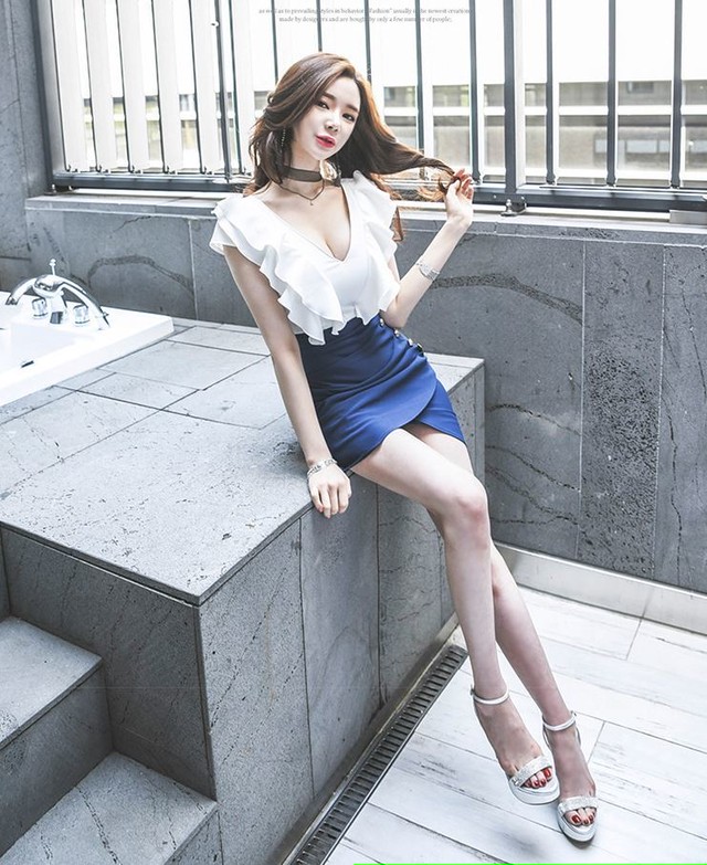 送料無料メール便 レディースセクシーワンピース ノースリーブ フリル 白 青 キャバ嬢ドレス セクシードレス ミニスカートワンピース モテ系 綺麗系 お姉さん系 パーティー ナイトオフィス メンズ レディース Grandjewel