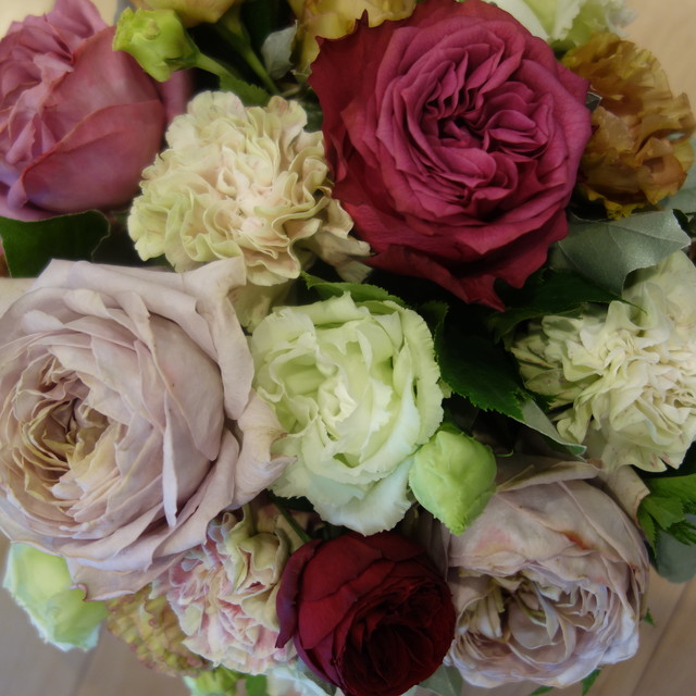 季節の花 ブーケ ベージュxパープル ブルー系 Bloemen Van Sayori ブルムン ファン サヨリ
