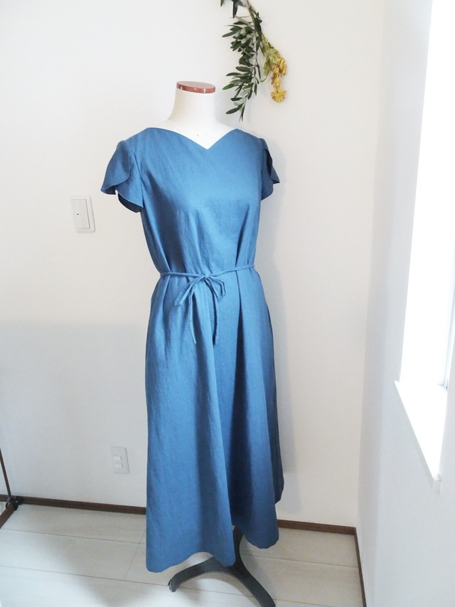 チューリップ袖の綿麻ロングワンピース ブルーグレー Lilas Lilas リラリラ