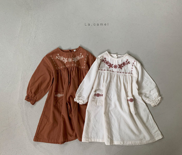 即納 Selly Dress 韓国子供服 刺繍入りワンピース La Camel こどもふく Select Shop Yourcloset 韓国子供服 海外子供服