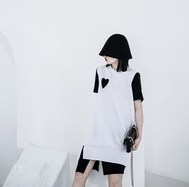 レディース ワンピース 春 夏 フェイクツーピースワンピース レイヤード風 バイカラー フェミニン ガーリー 大人ガーリー 大人カジュアル カジュアル 春夏 モード女子 モード系女子 モード スタイリッシュ モダン クール ブラック ホワイト S Lサイズ Uki Uki