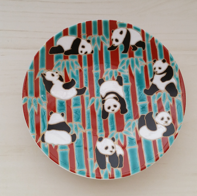 九谷焼 縁起豆皿 パンダ 9 5cmサイズ 京都のかわいい雑貨屋さん ミハスピトゥー Mijaspittoo