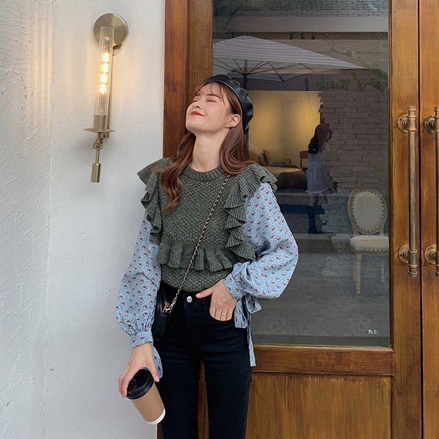 今季旬のコーデ フリル ニット ベスト 花柄 ブラウス シャツ レイヤード風 トップス カジュアル フェミニン オルチャン 韓国 秋冬 デート お出かけ デイリー Ptnym2211 Shop Suba