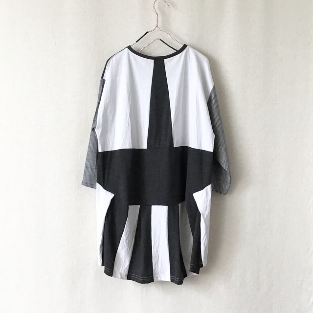 Tシャツリメイクモノトーンカットソーワンピース Cosaeru