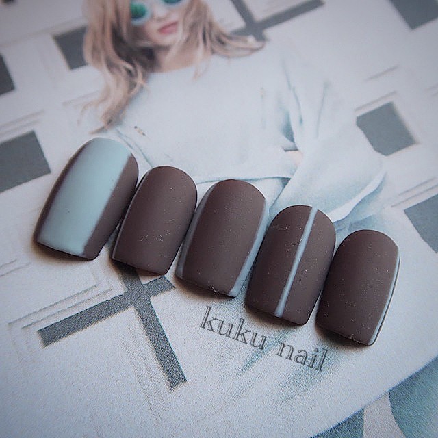 個性的ストライプネイル チョコミント Kuku Nail