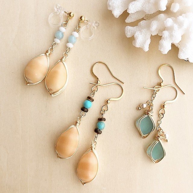ワイヤーラッピング ピアス イヤリング Calm シーグラス 貝殻 鉱物