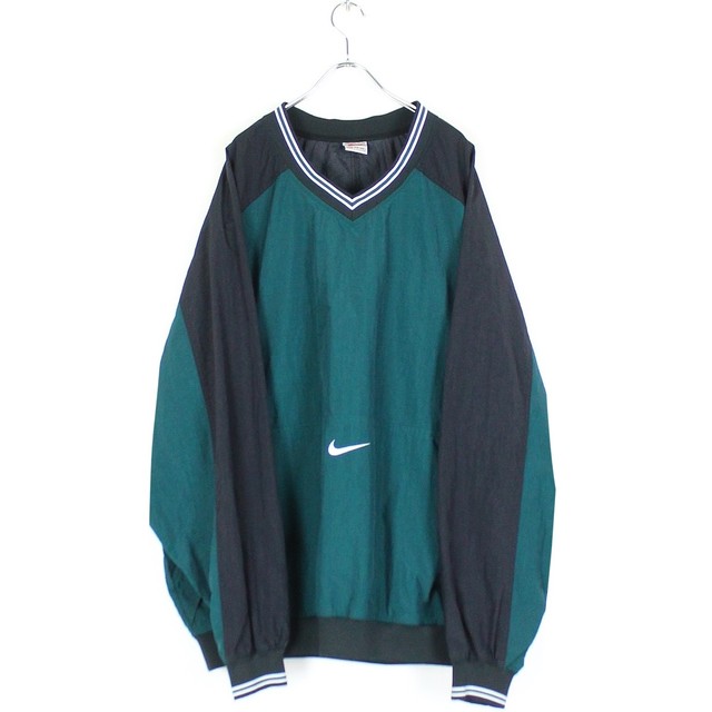 Nike Vネックナイロンプルオーバー Me 0734 Cv