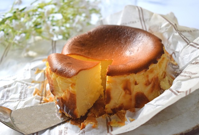 チーズ ケーキ バスク Stay Home♩おうちでバスクチーズケーキ!｜1枚から始まる、旅と私のタカラモノ。｜Blog｜madame