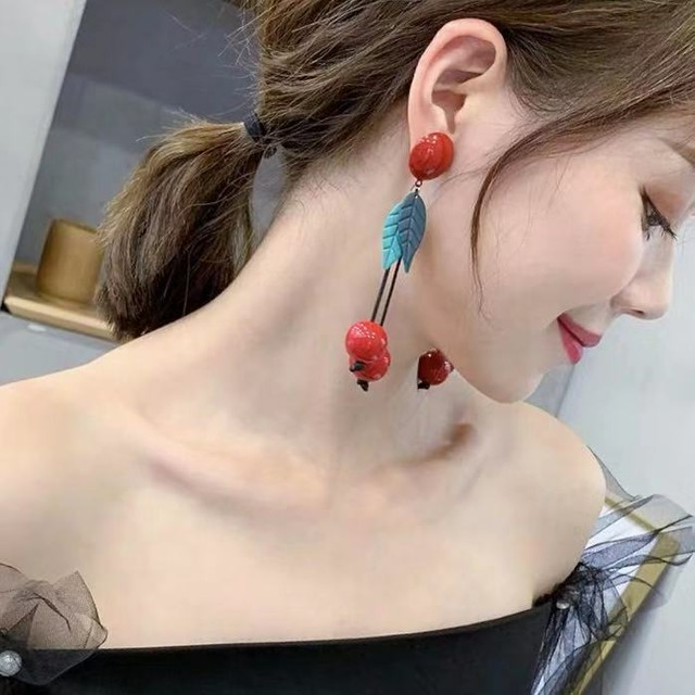 お花ピアス リボンピアス リボン さくらんぼん ピアス 安い プチプラ お花 韓国 蝶 ピアス 韓流 カラフル Sly Emoda Murua 流行り お洒落 可愛い Diva