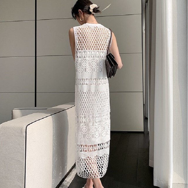 夏ワンピース 夏ワンピ 白ワンピース 白ワンピ ワンピース ワンピ レディース 女性用 通販 通販ワンピース 通販ワンピ 白 ホワイト ノースリーブ ノーカラー キャミソール ロング 無地 パンチング リゾート 海 旅行 デイリー 普段着 プール 海外 食事会 お呼ばれ 夏 上品