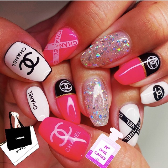 送料無料 ネイルシール ブランドロゴネイルシール ブランドロゴ Nail Love ๑ơ ơ