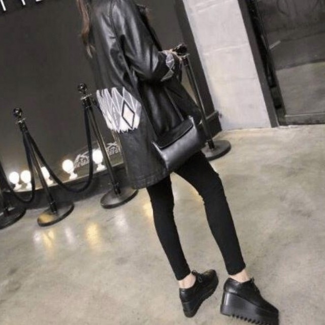 オックスフォード シューズ レディース 厚底 黒 韓国 プラットフォーム 黒 オックスフォード シューズ レディース 厚底 黒 韓国 プラットフォーム オールブラック エッジ 安定感 歩きやすい Leaflower 001 リーフラワー レディースファッション専門店