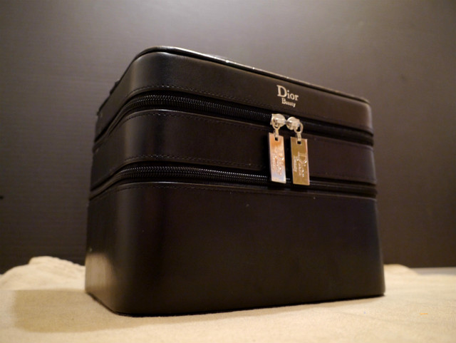 未使用 Christiandior ディオール バニティバッグ メイクbox 化粧ボックス Dearlive Tokyo ディアライブ東京