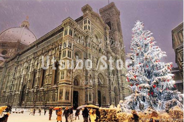 2010年撮影 イタリア サンタマリアデルフィオーレ大聖堂 クリスマスツリー 雪景色 221201001 Retroitaly