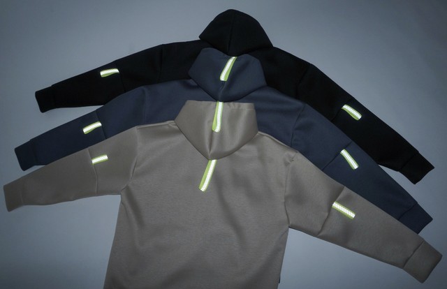 蛍光ラベル スポーツトレーナー 3カラー Honeybee メンズファッションのお店