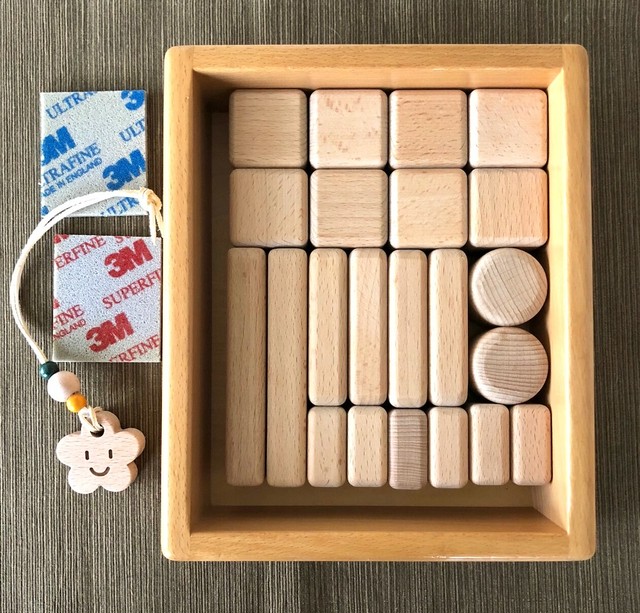あかちゃんつみき 国産ブナ 白木無塗装仕上げ 中古リペア品 オリジナルチャームとサンドペーパー付き てのひらえほん 寺内定夫の木のおもちゃ 国産の木のおもちゃ オフィシャルショップ あかちゃんつみき 国産ブナ 白木無塗装仕上げ 中古リペア品 オリジナルチャームとサンドペーパー付き てのひらえほん 寺内定夫の木のおもちゃ 国産の木のおもちゃ オフィシャルショップ