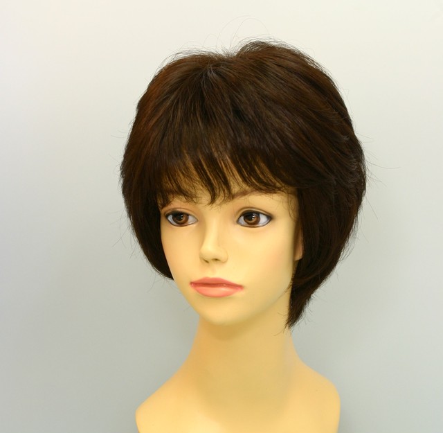 No 011 ショート段カットスタイル 暗めの茶色 Shop Haircut Asia