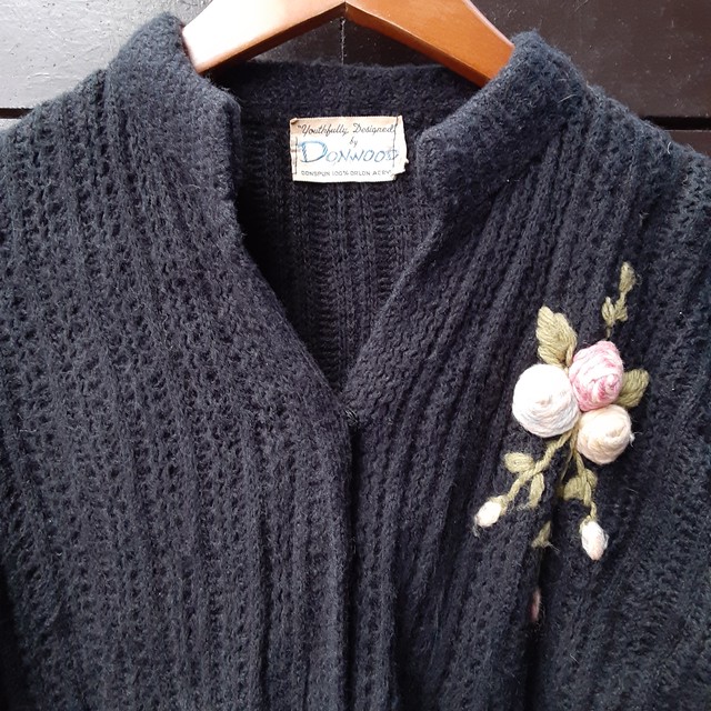 Vintage Flower Embroidery Design Cardigan ヴィンテージ立体花刺繍カーディガン Small Change ヴィンテージ 古着 Smallchange スモールチェンジ