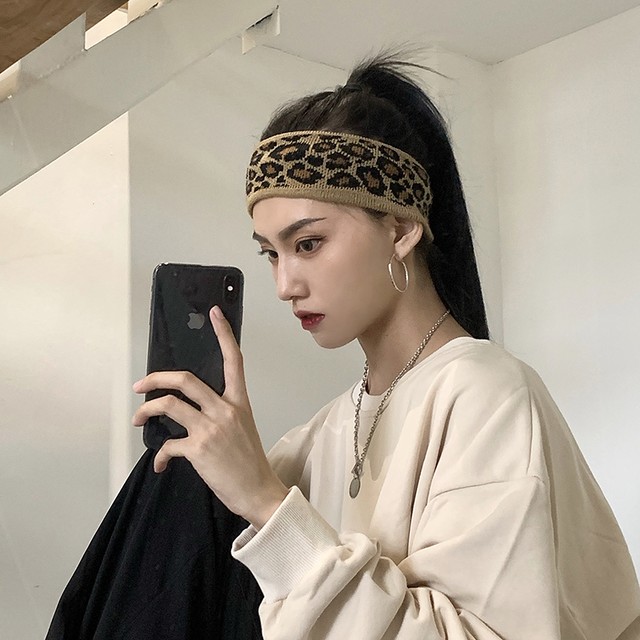 ヘアバンド レディース韓国ファッショントレンドレオパードプリント柄スタンダードサイドニット レトロ ヘアアクセサリー スタイル Chil Pleglad Demon