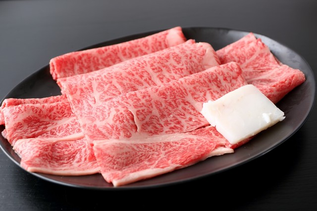 山形牛 肩ロース すき焼き 一人前200g