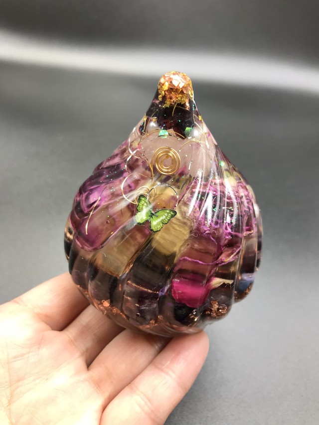 薔薇の妖精と繋がり蝶のように軽やかに人生を舞うオルゴナイト Sakurasakumidori