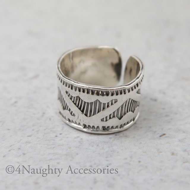 シルバーリング アンティーク幅広リング フリーサイズ Silver925 エスニック アジアンテイスト 大きめ 存在感 リング シルバー アクセサリー 4naughty